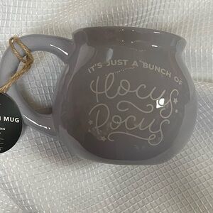 NWT Halloween Hocus Pocus mug
